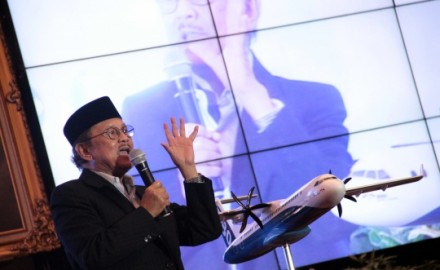 kunci sukses wirausaha bj habibie